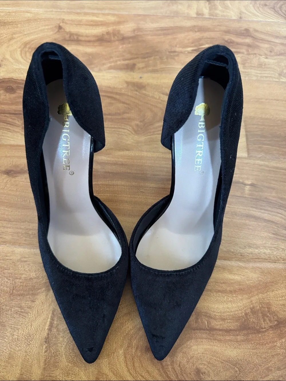 Black Pointed D'Orsay Pumps